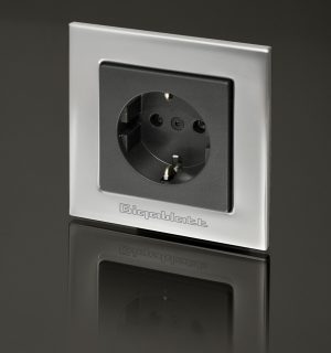 GIGAWATT – SCHUKO audiophile wall mounted sockets