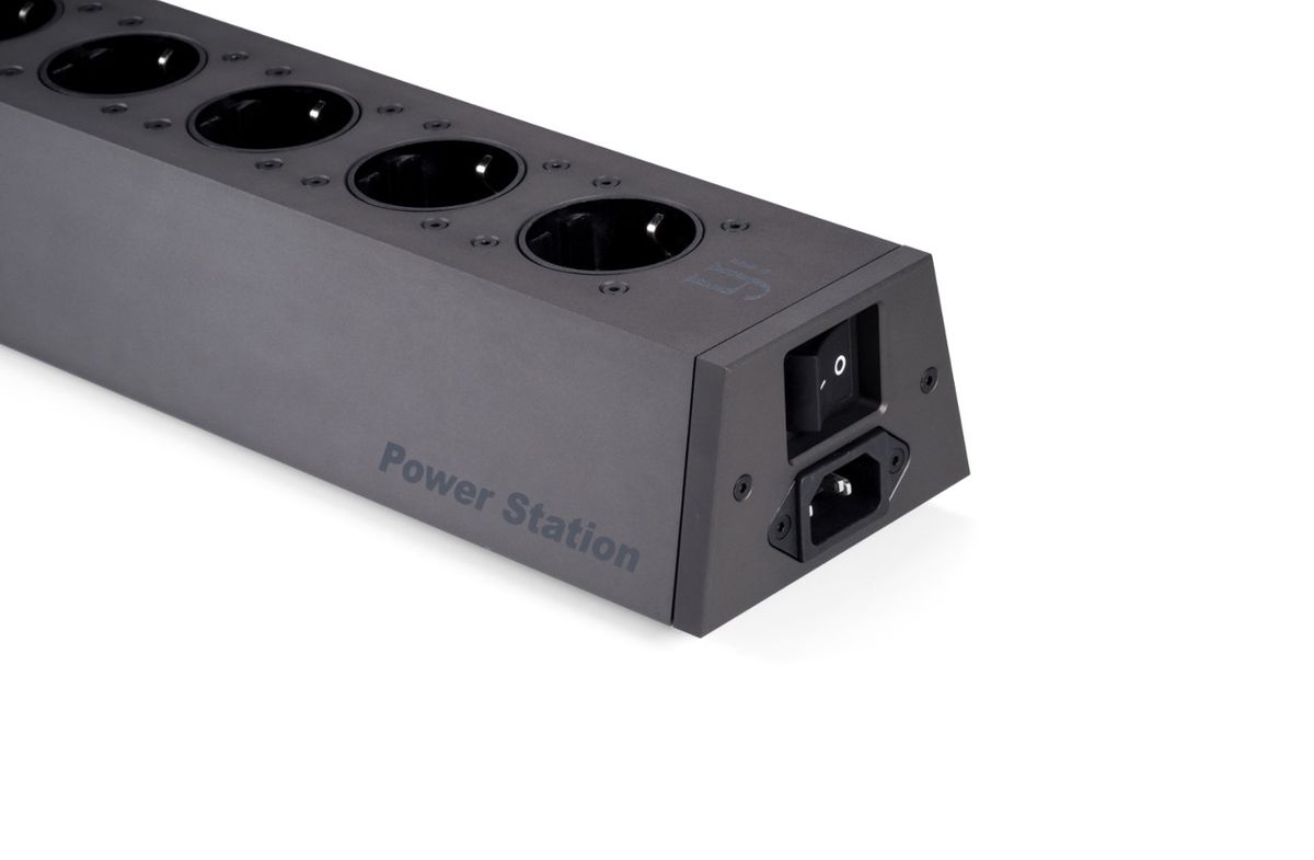 iFi Audio - POWER STATION